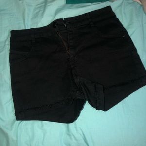 Celebrity Pink Jeans black jean shorts